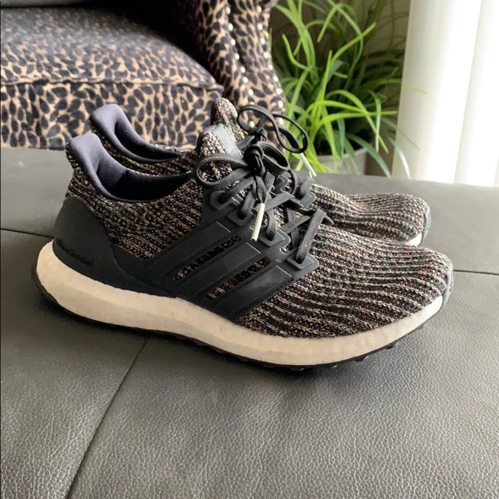 Running shoes